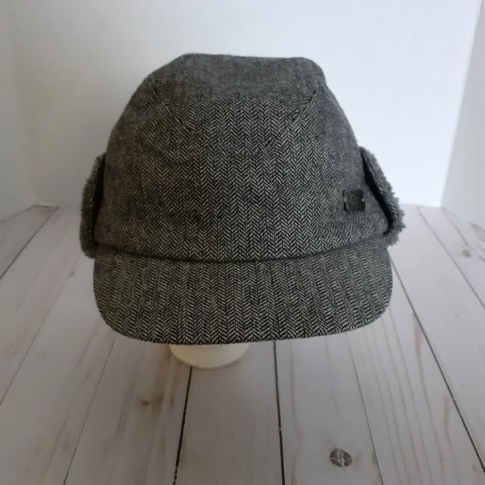 Outdoor Research Fleece Lined Wool Blend Herringbone Earflap Cap Black Size S